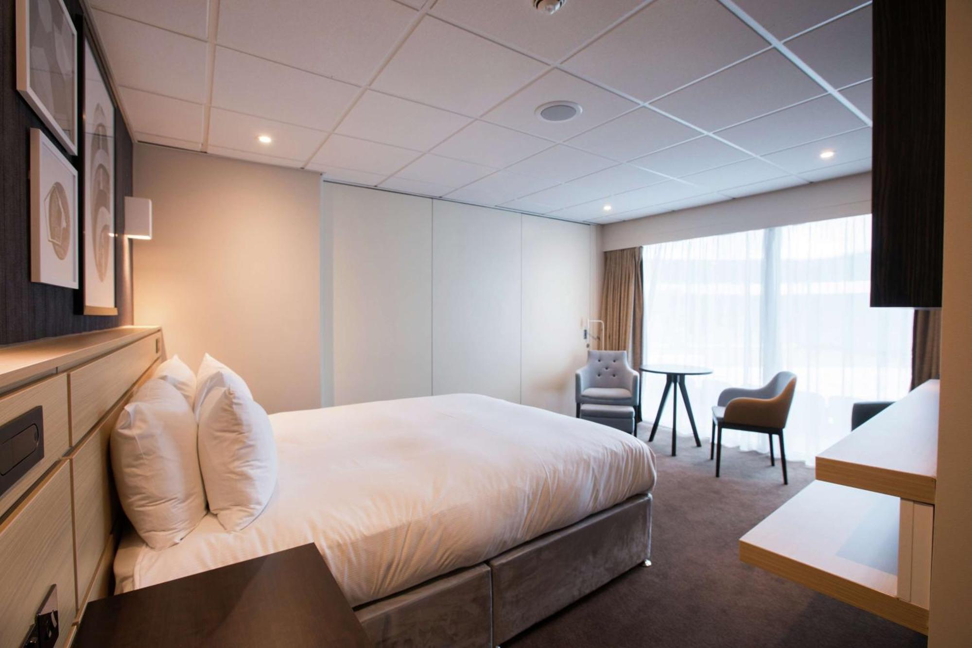 Doubletree By Hilton Coventry Building Society Arena Hotel Exterior foto